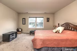 15 Jasmine Cir, Milford, CT 06461 - Photo 32