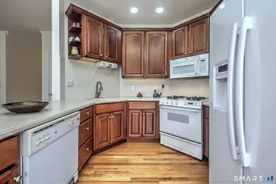15 Jasmine Circle #15, Milford, CT 06461 - Photo 16