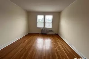 90 Grove St, Stamford, CT 06901 - Photo 2