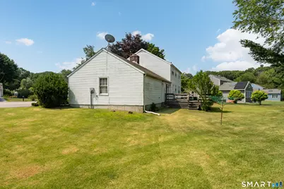 9 Cross Drive, Waterford, CT 06385 - Photo 4