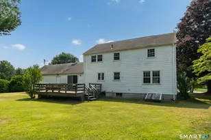 9 Cross Dr, Waterford, CT 06385 - Photo 6