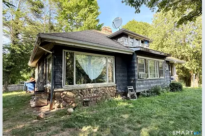24 Cottage Street, Meriden, CT 06450 - Photo 2