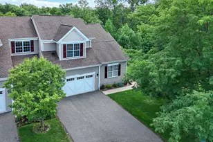 9 Poplar Dr, Prospect, CT 06712 - Photo 2