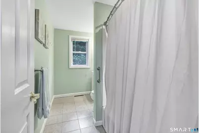 31 Webster Drive, Ansonia, CT 06401 - Photo 16