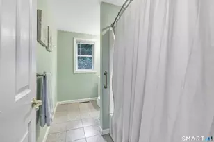 31 Webster Dr, Ansonia, CT 06401 - Photo 16