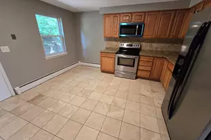 65 Terrace Gardens, Wallingford, CT 06492 - Photo 2