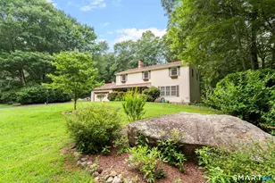 43 Robinhood Dr, Ledyard, CT 06335 - Photo 2