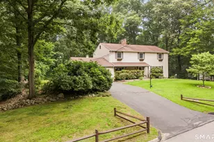 43 Robinhood Dr, Ledyard, CT 06335 - Photo 1