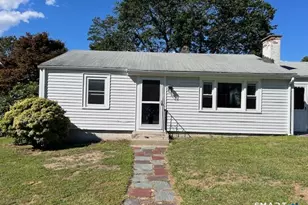 121 Riverview Ave, Groton, CT 06340 - Photo 8