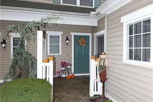 39 Ives St, Hamden, CT 06518 - Photo 2