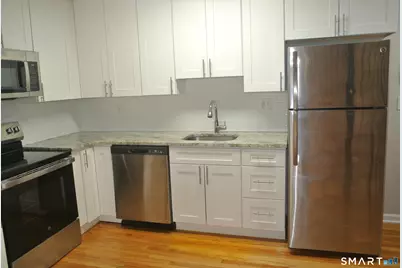 670 Boston Post Road #5, Milford, CT 06460 - Photo 2