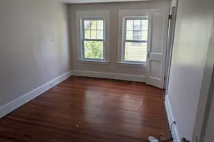 651 Cooke St, Waterbury, CT 06708 - Photo 10