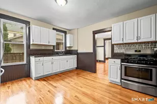 48 Riverview Pl, Stratford, CT 06615 - Photo 8