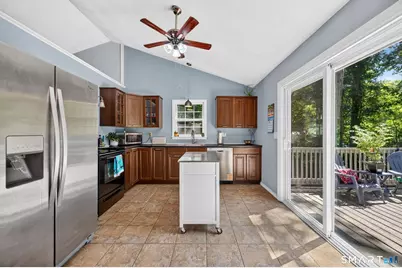 103 Dean Road, East Lyme, CT 06333 - Photo 14