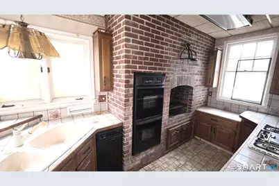 123 Forest Street, New Britain, CT 06052 - Photo 20