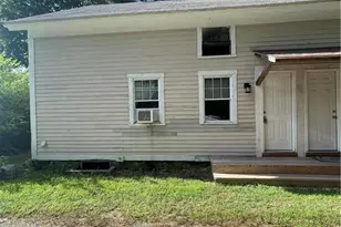 155 Riverside Dr, Thompson, CT 06277 - Photo 2