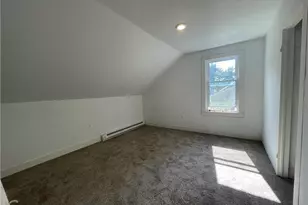 155 Riverside Dr, Thompson, CT 06277 - Photo 10