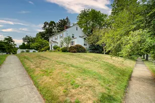 75 Churchill Rd, Hamden, CT 06517 - Photo 8