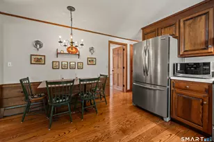 111 Pennywise Ln, Glastonbury, CT 06033 - Photo 4