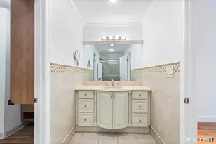 1 Valley Rd, Stamford, CT 06902 - Photo 16