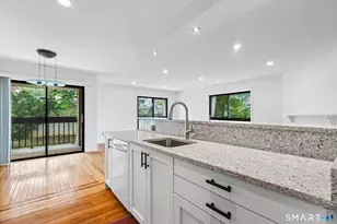1 Valley Rd, Stamford, CT 06902 - Photo 10