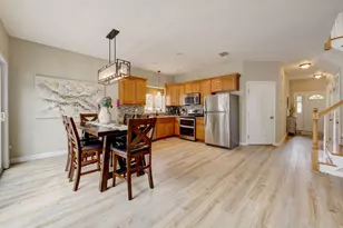25 Sutton Rd, Rocky Hill, CT 06067 - Photo 10