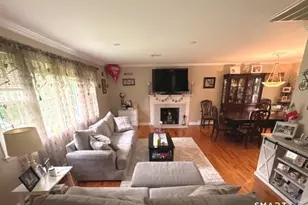12 Briarwoods Terrace, Trumbull, CT 06611 - Photo 6