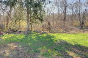 38 Pond Dr, North Stonington, CT 06359 - Photo 22