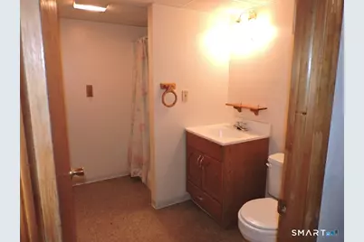 92 Vernon Street, Manchester, CT 06042 - Photo 32