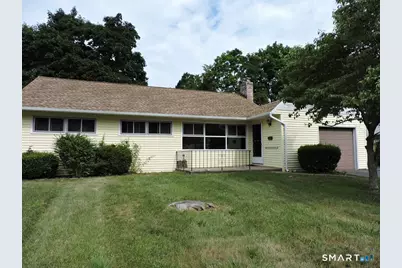 92 Vernon Street, Manchester, CT 06042 - Photo 2