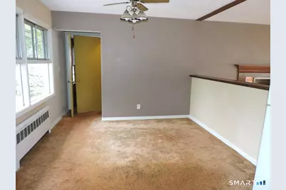 92 Vernon Street, Manchester, CT 06042 - Photo 12