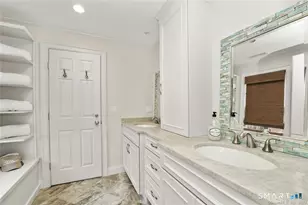 45 Sherman St, Fairfield, CT 06824 - Photo 12