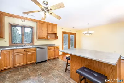 311 North Maple Street, Enfield, CT 06082 - Photo 20