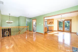 311 N Maple St, Enfield, CT 06082 - Photo 16