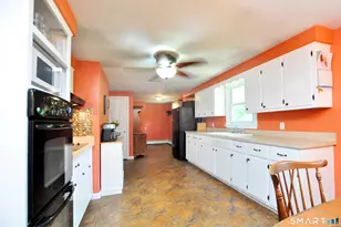 140 Torringford St, Torrington, CT 06790 - Photo 12