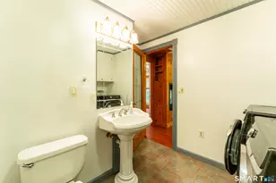 521 E Thompson Rd, Thompson, CT 06277 - Photo 14