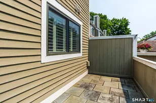 43 Country Walk, Shelton, CT 06484 - Photo 8