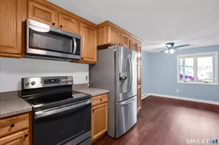 21 Inverness Ln, Middletown, CT 06457 - Photo 6