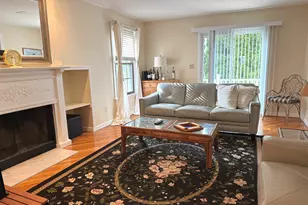 7 Seascape Dr, Westbrook, CT 06498 - Photo 10