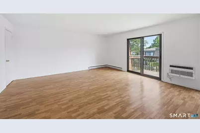 255 Strawberry Hill Avenue #E5, Stamford, CT 06902 - Photo 6