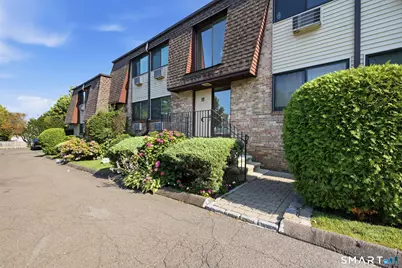 255 Strawberry Hill Avenue #E5, Stamford, CT 06902 - Photo 1