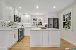 162 Forest St, Hamden, CT 06518 - Photo 8
