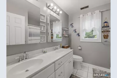 154 Strong Street, East Haven, CT 06512 - Photo 26