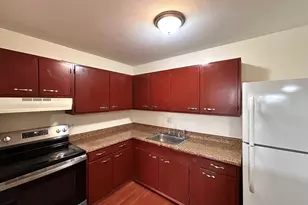 65 Donna Dr, New Haven, CT 06513 - Photo 8