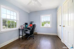 260 Parker Ave, Meriden, CT 06450 - Photo 12