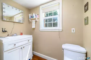 260 Parker Ave, Meriden, CT 06450 - Photo 8