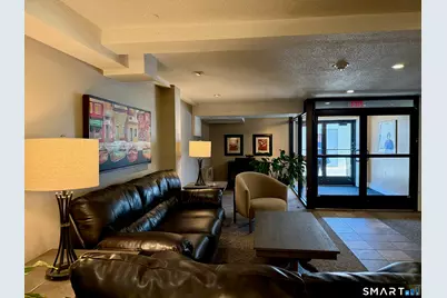 893 Farmington Avenue #1C, West Hartford, CT 06119 - Photo 22