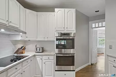 9 Marlin Road, Newtown, CT 06482 - Photo 6