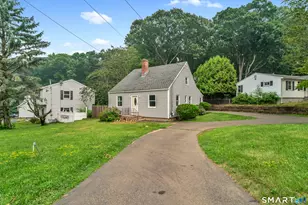 599 Laurel St, East Haven, CT 06512 - Photo 2