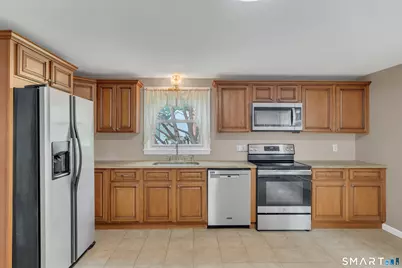 599 Laurel Street, East Haven, CT 06512 - Photo 6